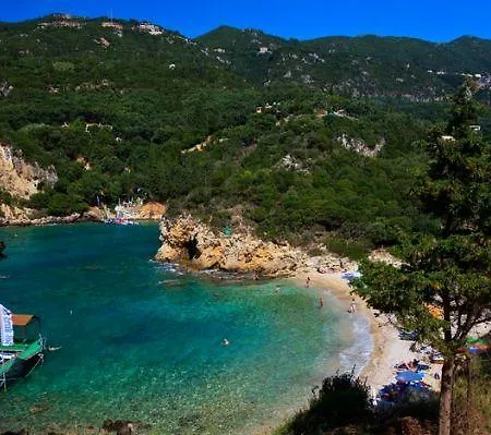 Makrades * Παλαιοκαστρίτσα