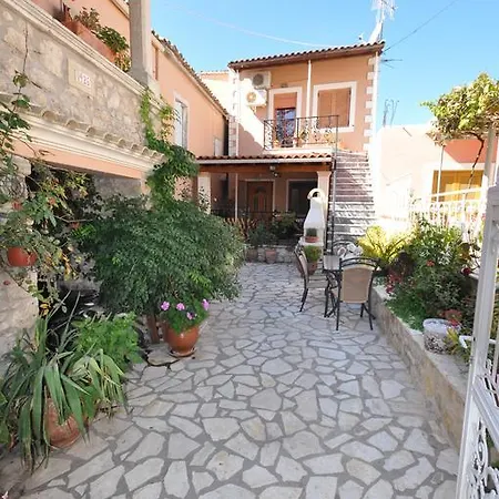 Appartement Makrades *